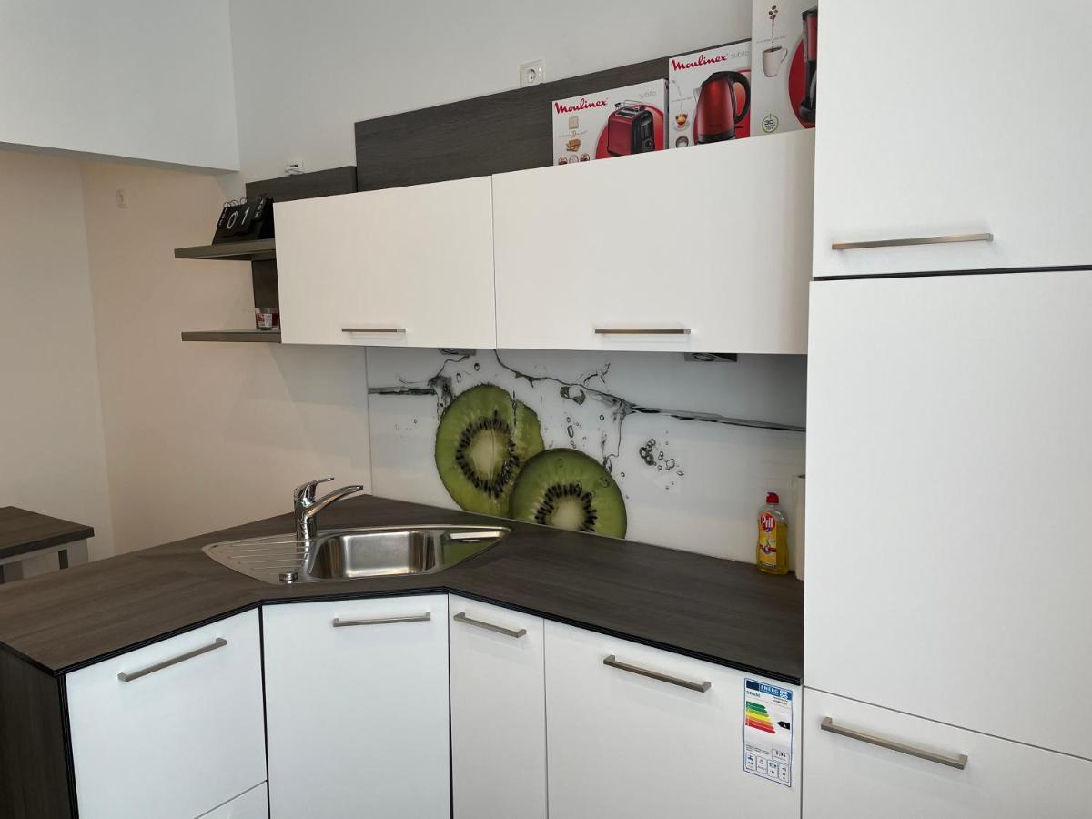 Citygluecknms - Direkt Am Bahnhof Und Einkaufszentrum Neumünster Exteriör bild