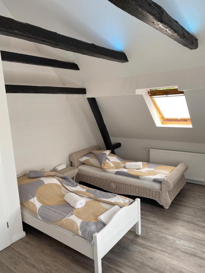 Citygluecknms - Direkt Am Bahnhof Und Einkaufszentrum Neumünster Exteriör bild